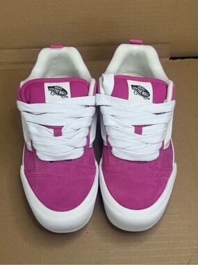 New no tag Vans Knu Skool Pink and White Low-Top Skate Shoes